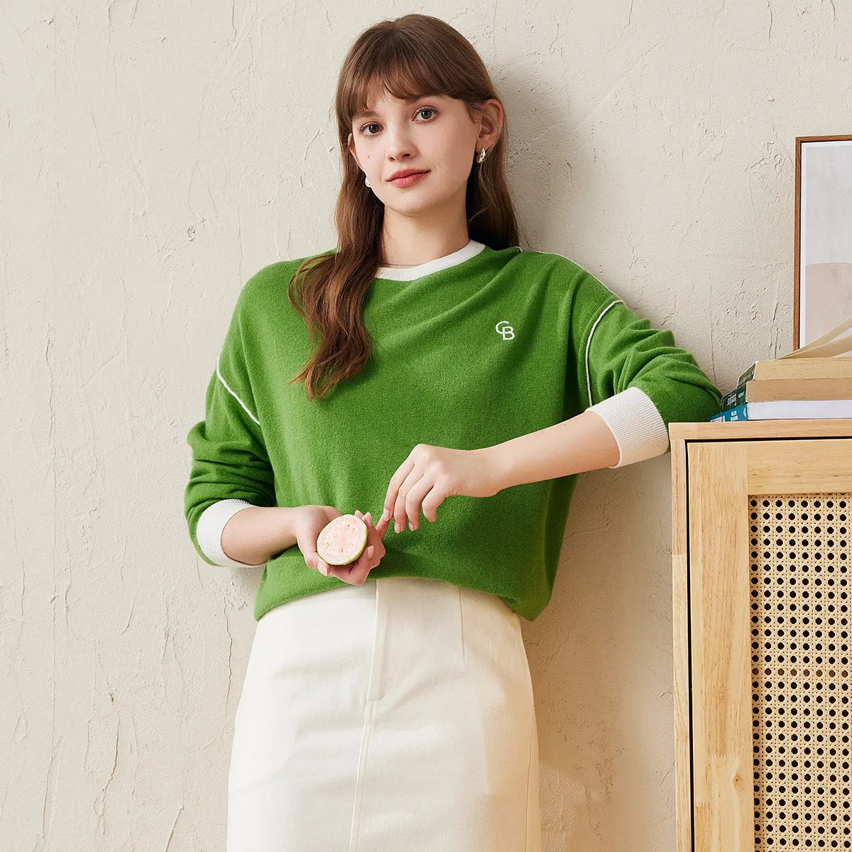 100% Wool Contrast-Trim Knit Pullover Sweater