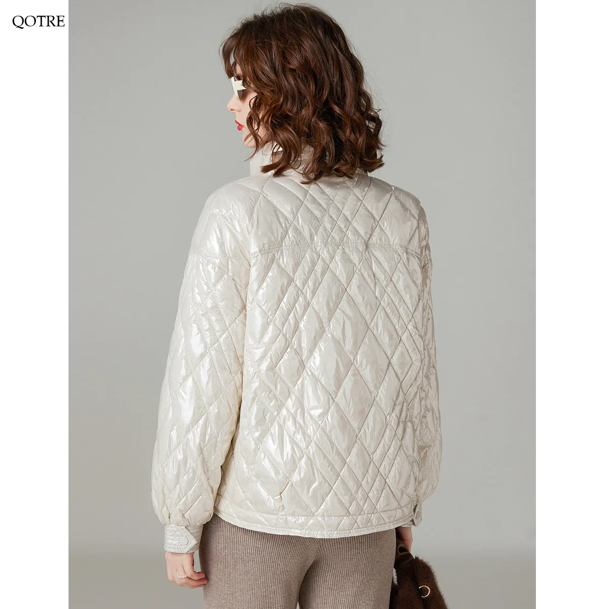 Cropped Quilted Stand-Up Collar Loose Fit Down Jacket