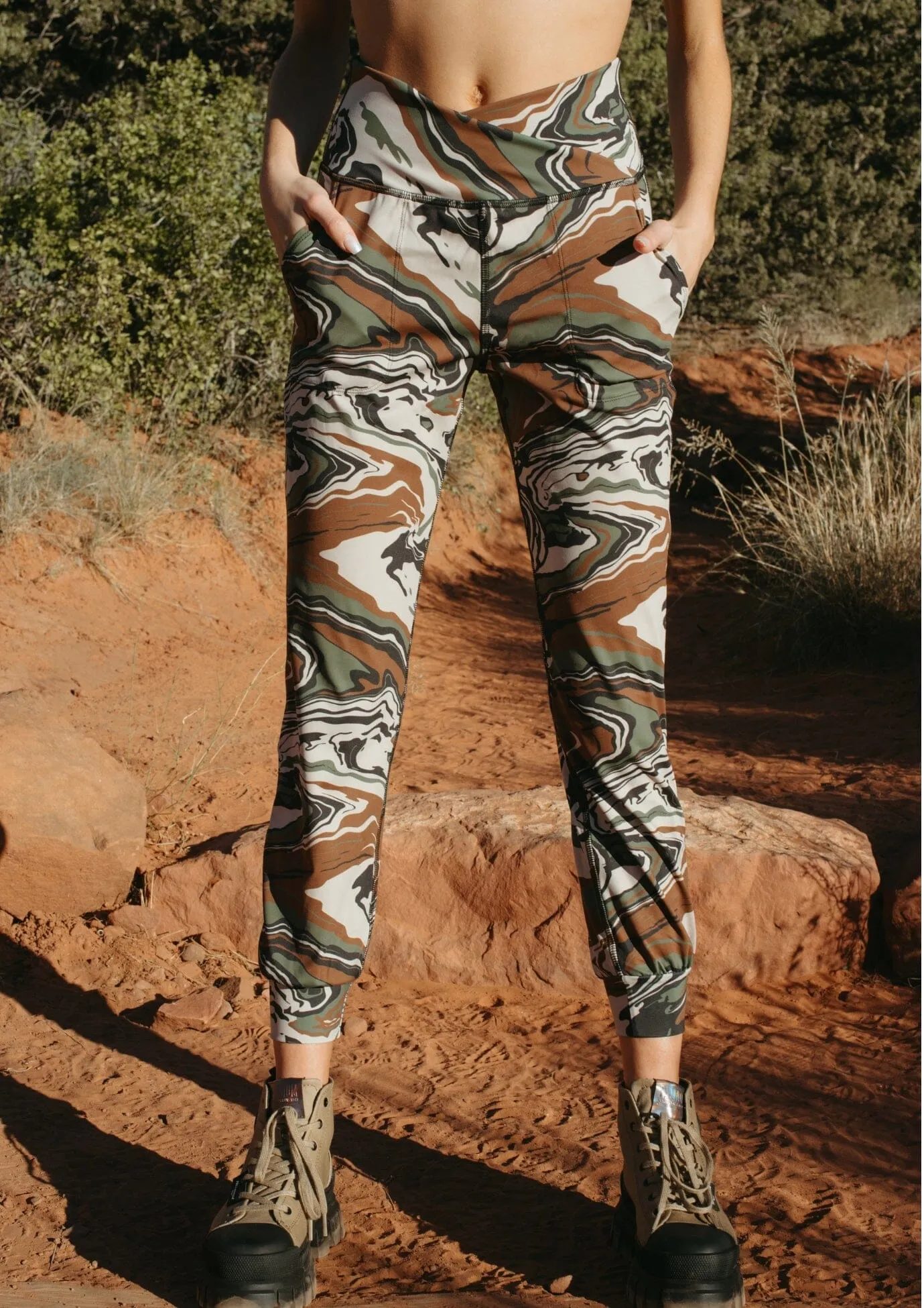 Cross Waist Jogger - Camo