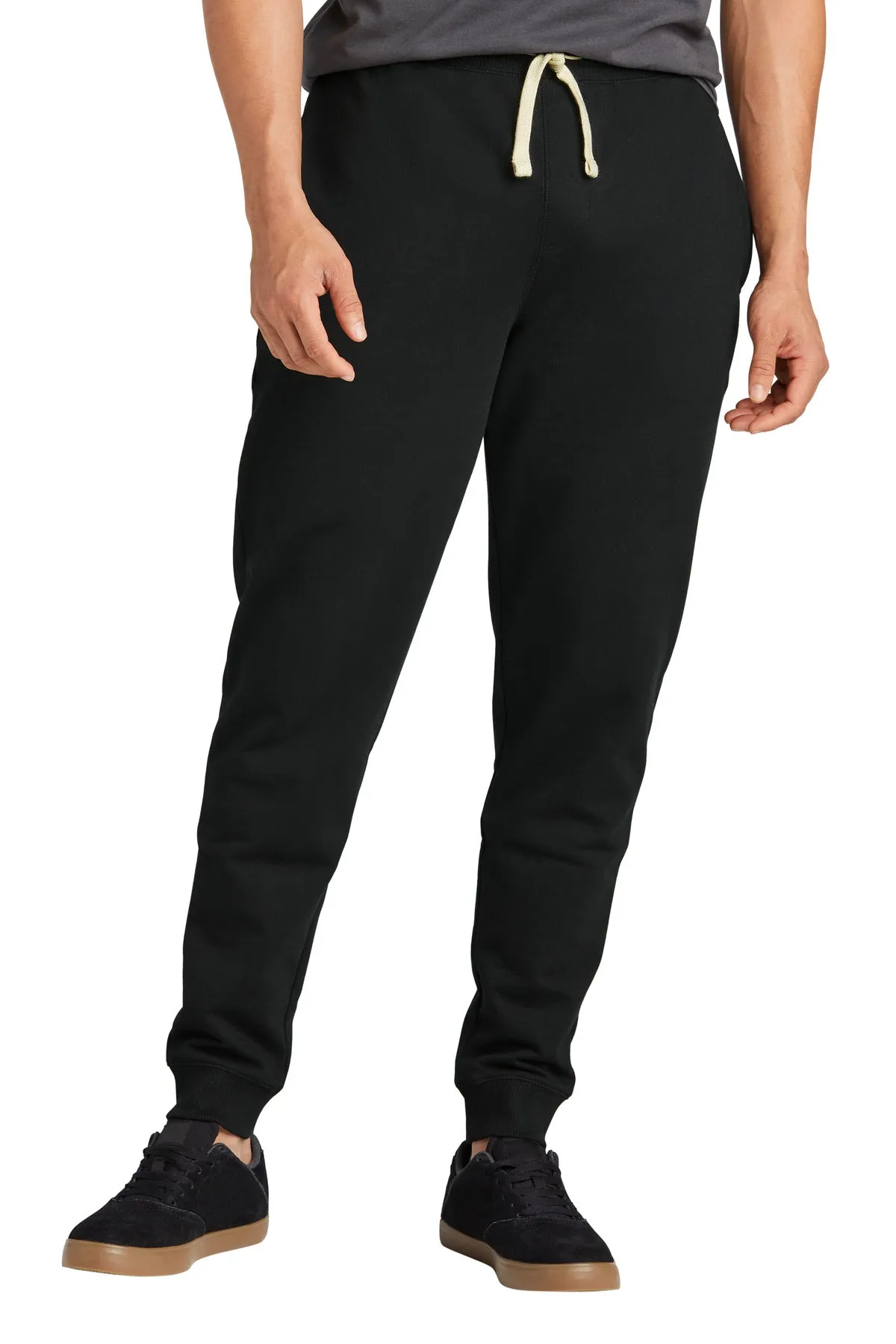 District Men's Re-Fleece Jogger DT8107