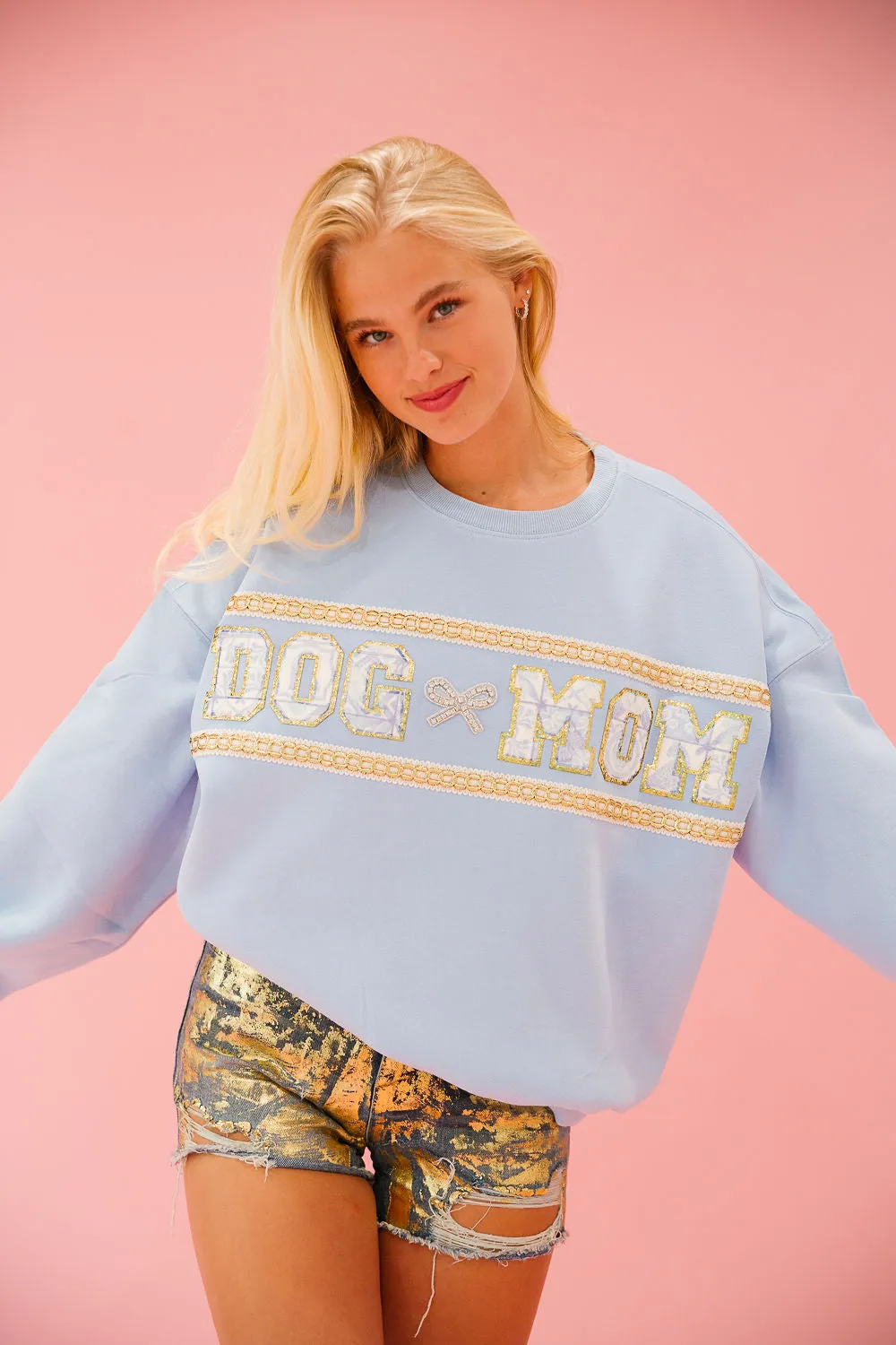 DOG MOM BLUE RIBBON PULLOVER