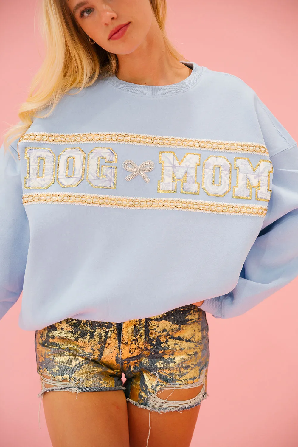 DOG MOM BLUE RIBBON PULLOVER