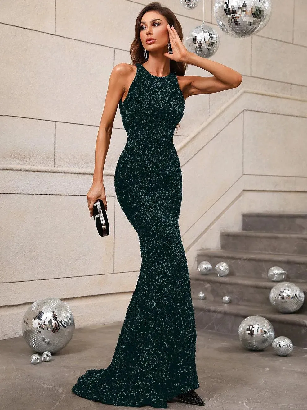 Elegant Halter Neck Sleeveless Sequin Mermaid Dresses