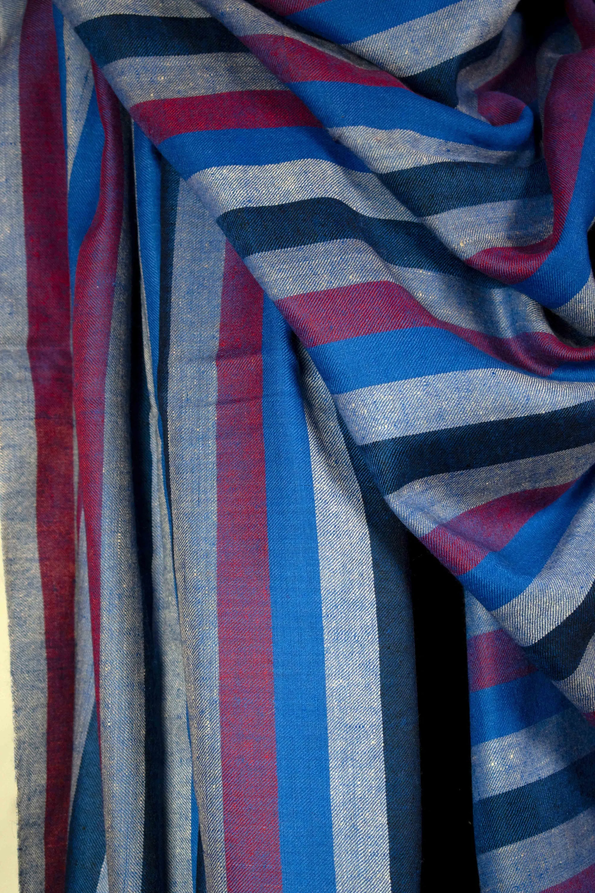 Texture Pure Pashmina/Cashmere Shawl, Handwoven on Hand loom in Kashmir, Luxury, Masterpiece, Gift, King of Wool, Tight Weave